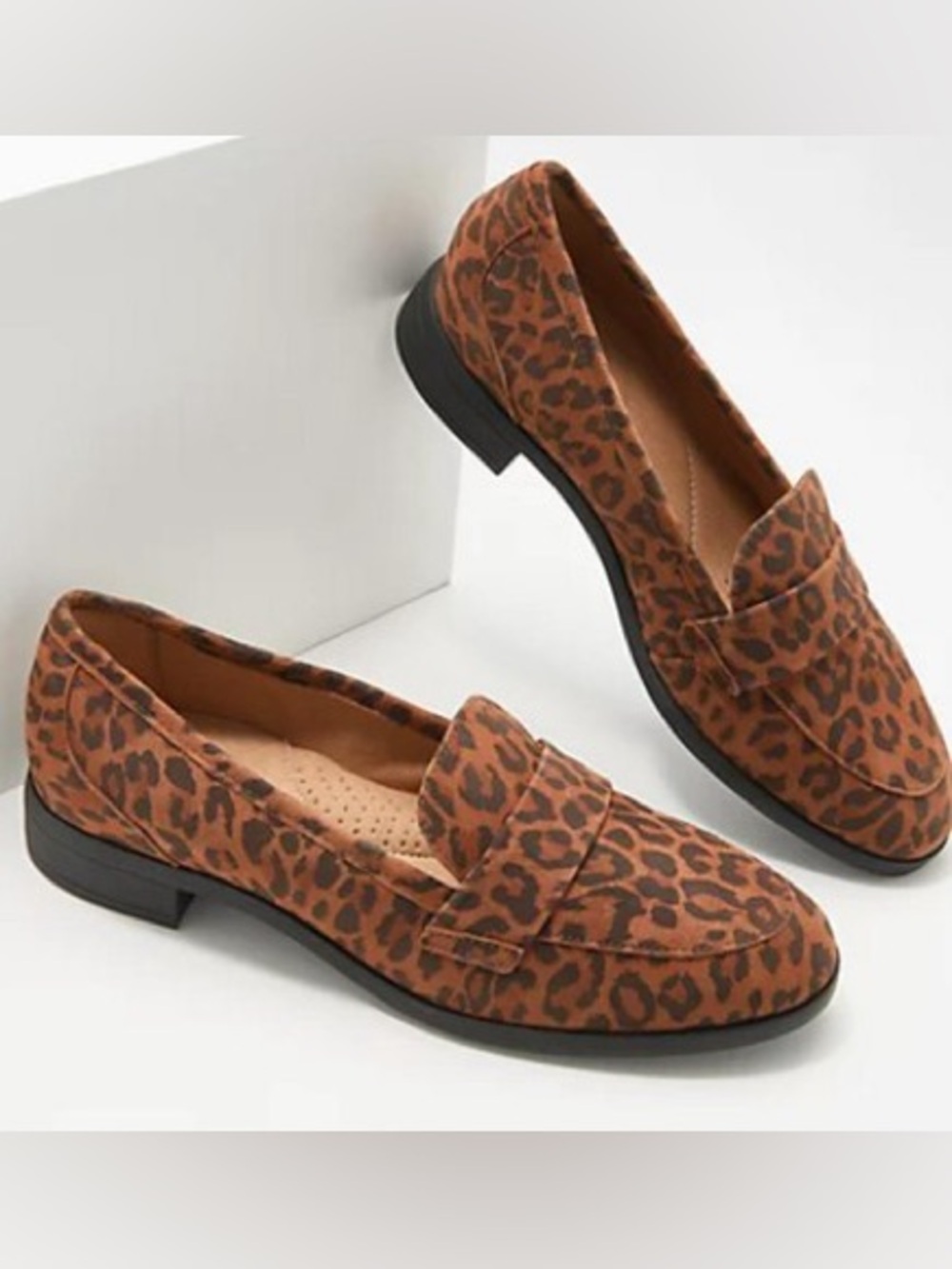 Clarks Collection Leopard Print Suede Penny Loafer Size 6.5